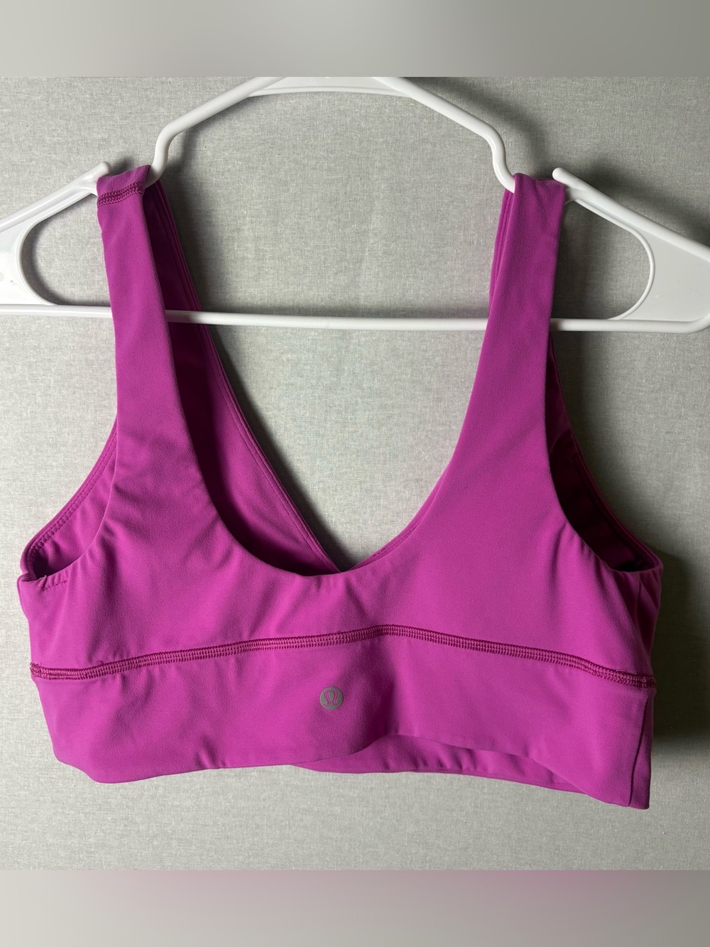 Lululemon Align V-Neck Bra Size 12 Pink